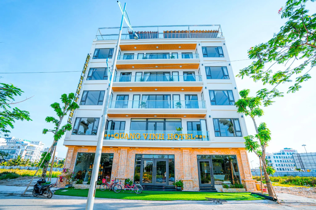 Quang Vinh Hotel