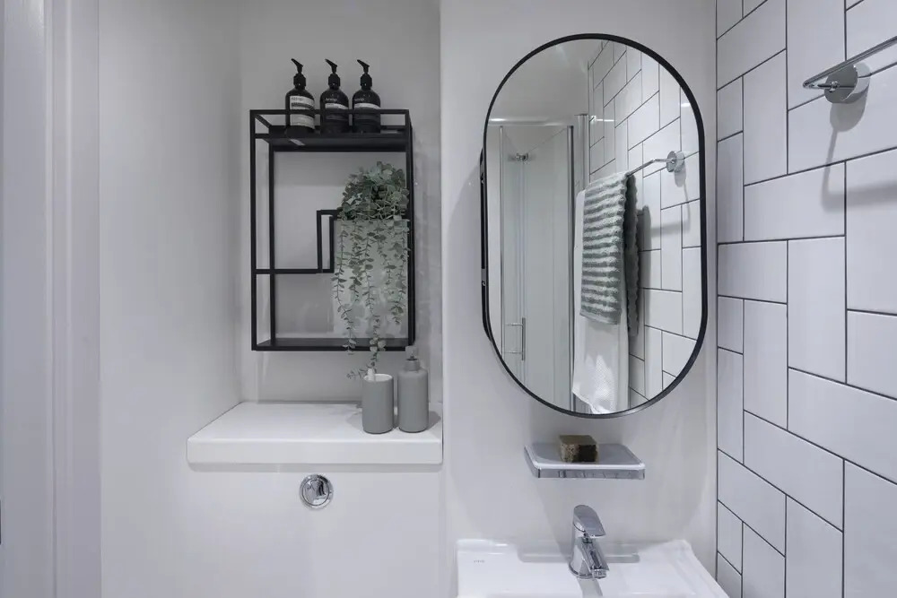 Modern Studios with Kitchen & Ensuite in Central Edinburgh