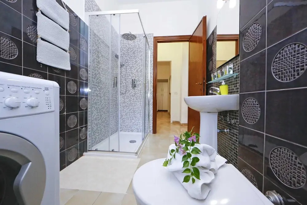 Trastevere Apartment with Patio