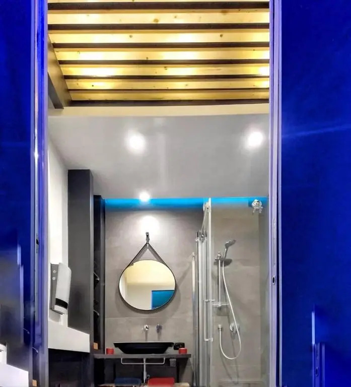 Vogue Suite Home