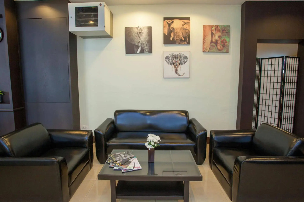 The SR Residence