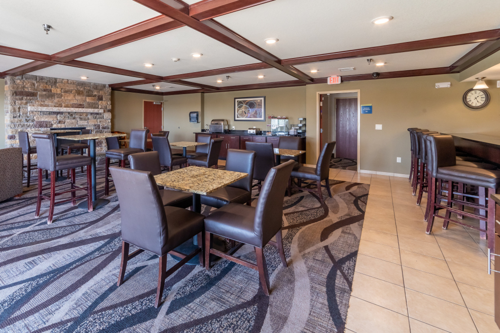 Cobblestone Inn and Suites - Eaton