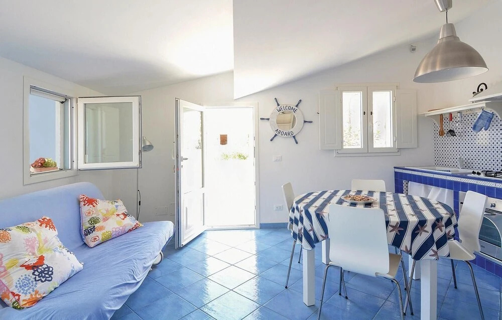 Stunning Apartment in Punta Braccetto RG With 1 Bedrooms and Wifi