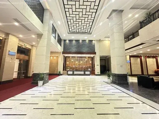 Lakeview Peninsula Holiday Hotel