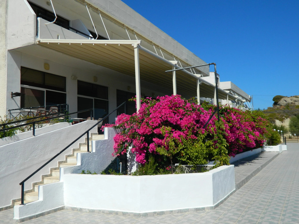Telhinis Hotel & Apartments