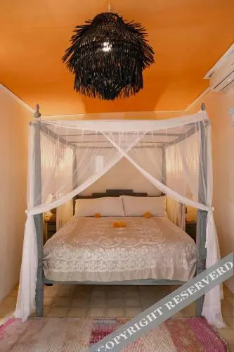 Villa Kalis, 10BR, Sleeps 24, Perfect for Groups, Best Value Seminyak