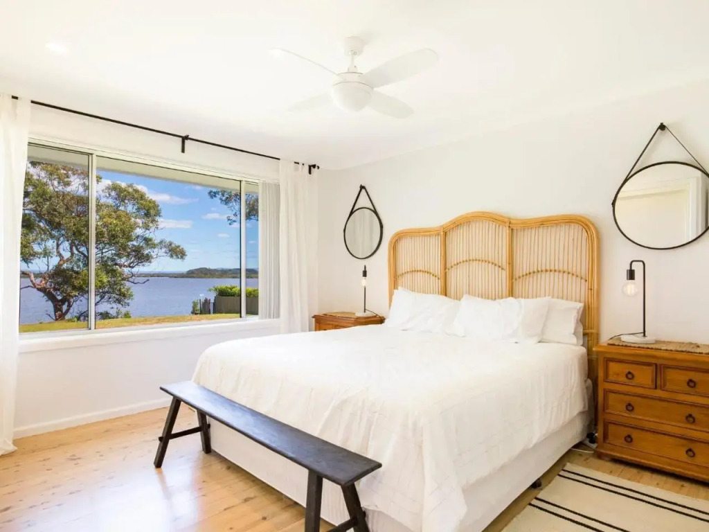 Curleys Outlook I Pet Friendly Waterfront