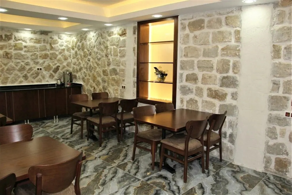 Mardia hotel