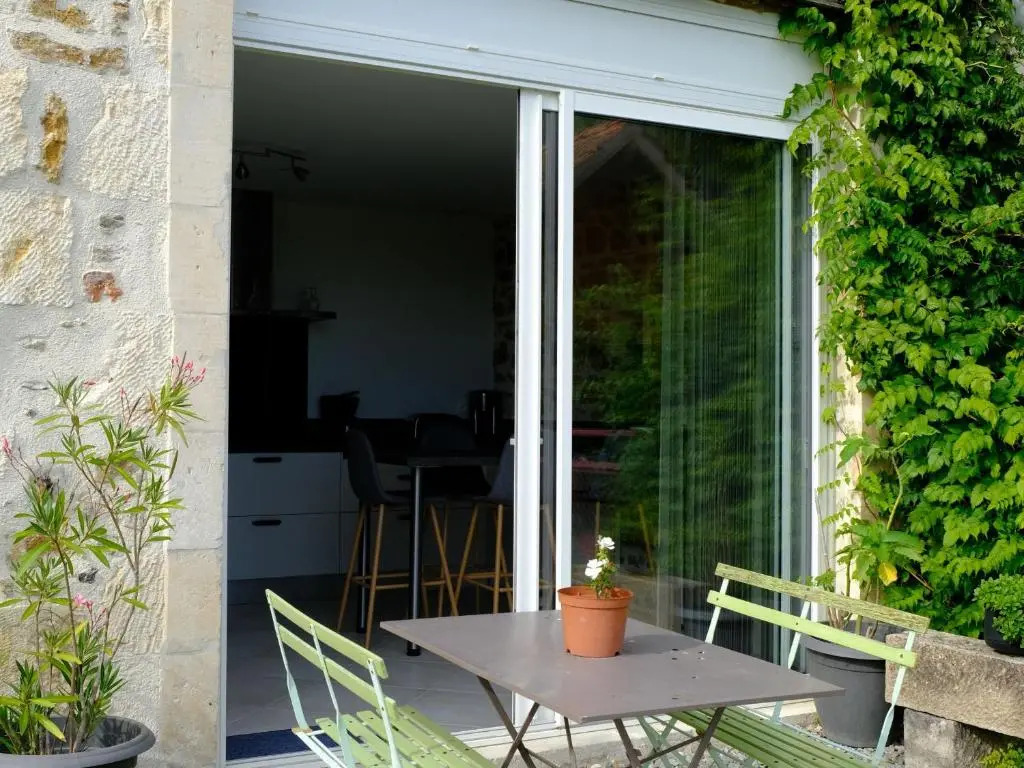 Maison berrichonne authentique avec jardin, près du Domaine de George Sand et activités variées - FR-1-591-195