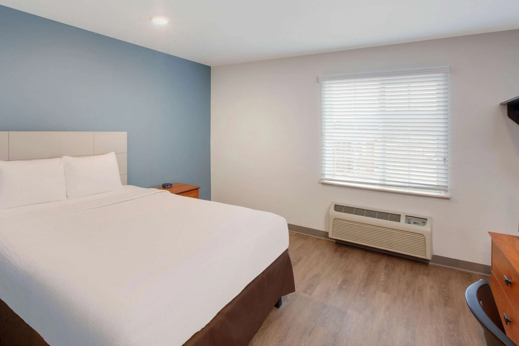 WoodSpring Suites Fayetteville I-49