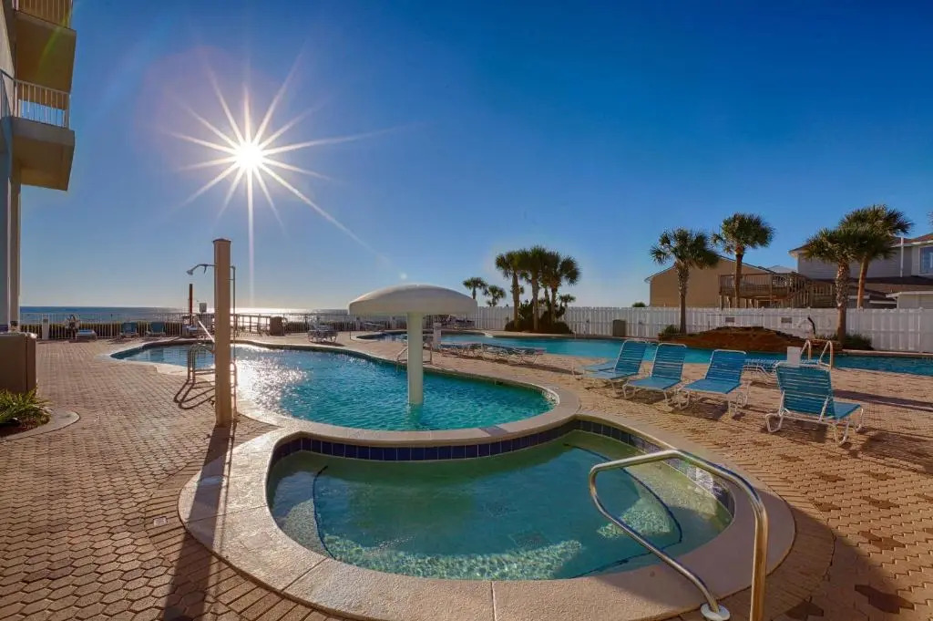 Majestic Beach Resort Tower 2 by Panhandle Getaways