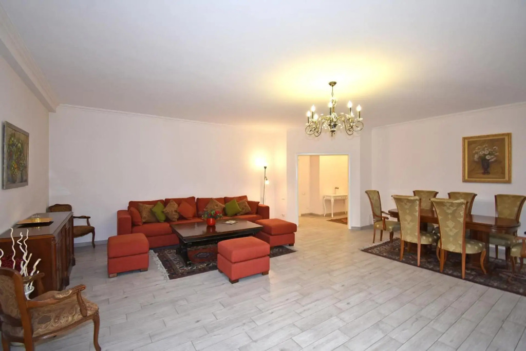 Aram street, 2 bedrooms LUXURY and UNIQUE apartment DI722
