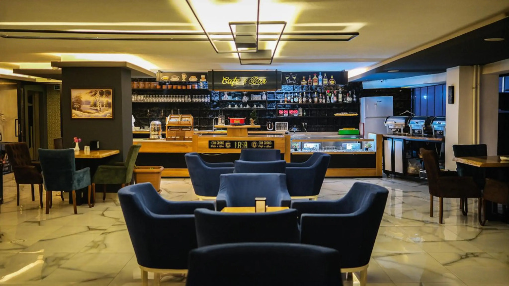Grand Midyat Hotel