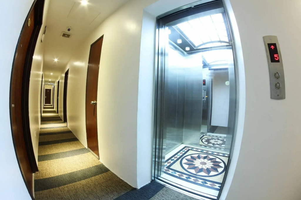Amigo Hotel