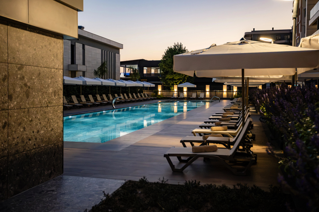 Khora Suites
