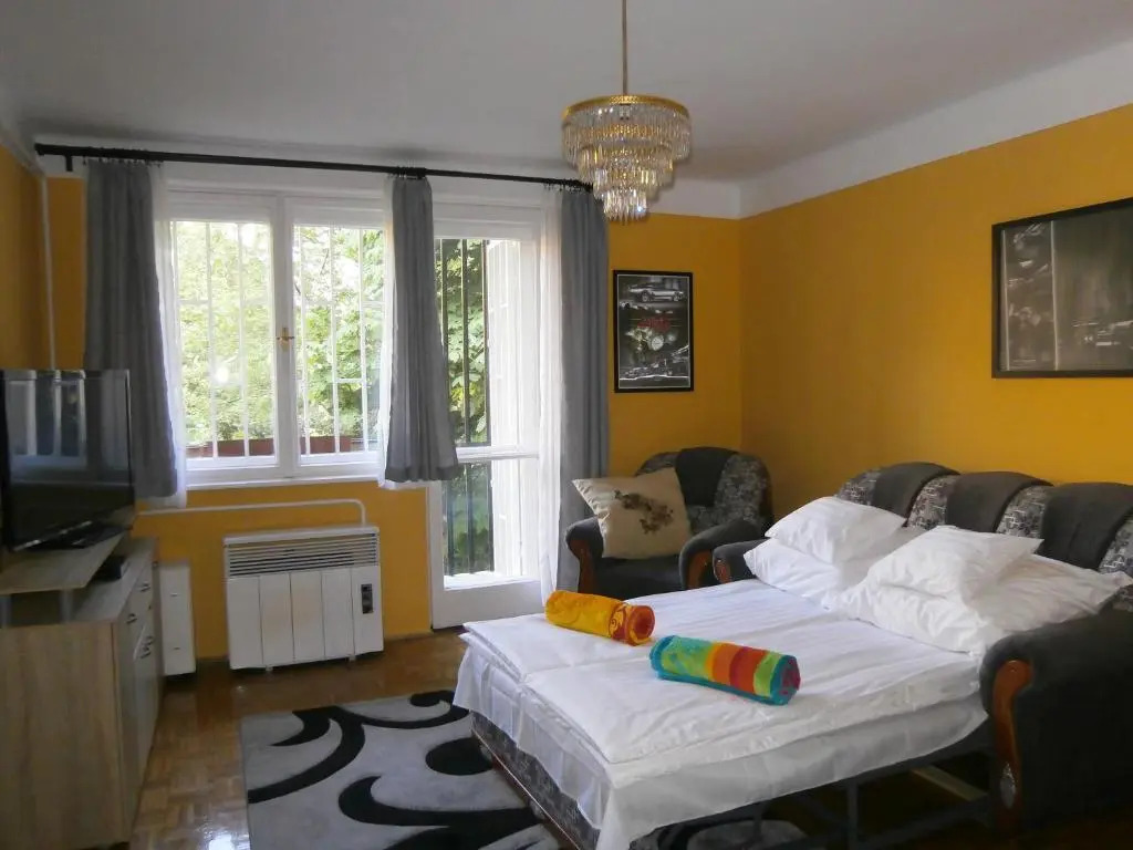 Highland Apartment