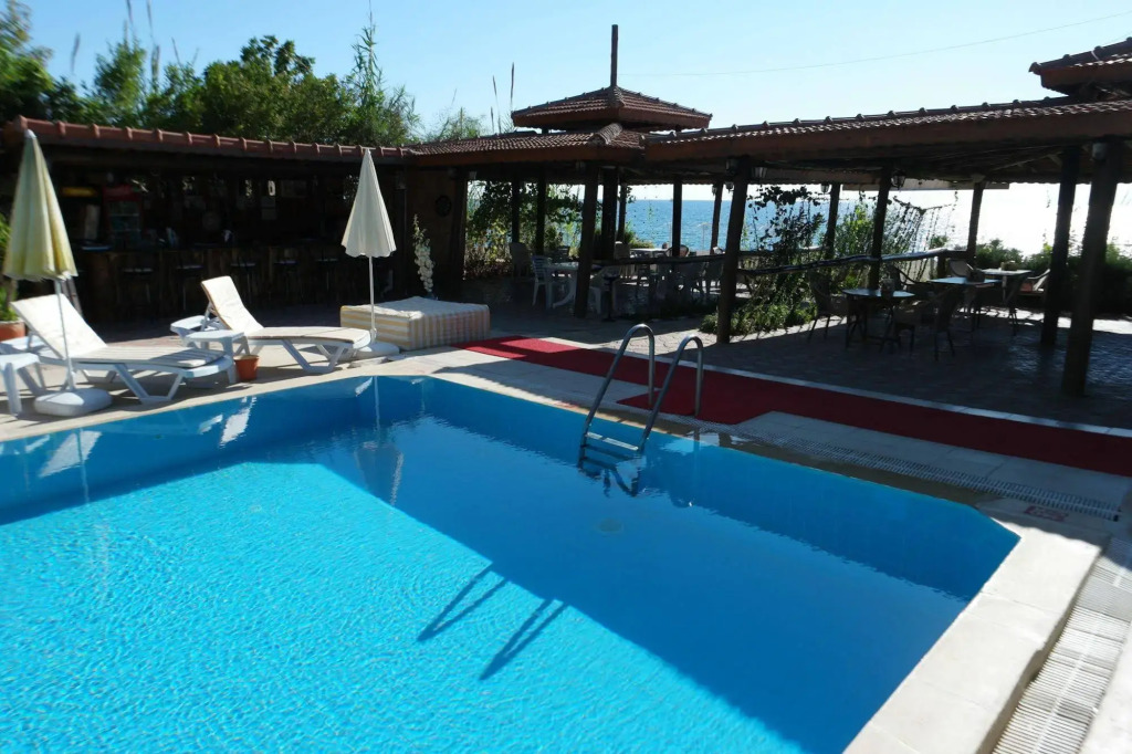 Отель As Queen Beach Hotel