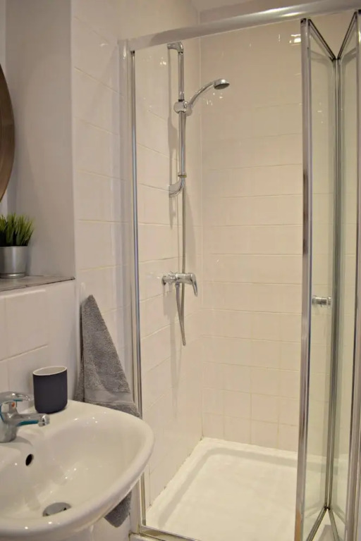 Modern 2 Bedroom Apartment Next To Olympic Park