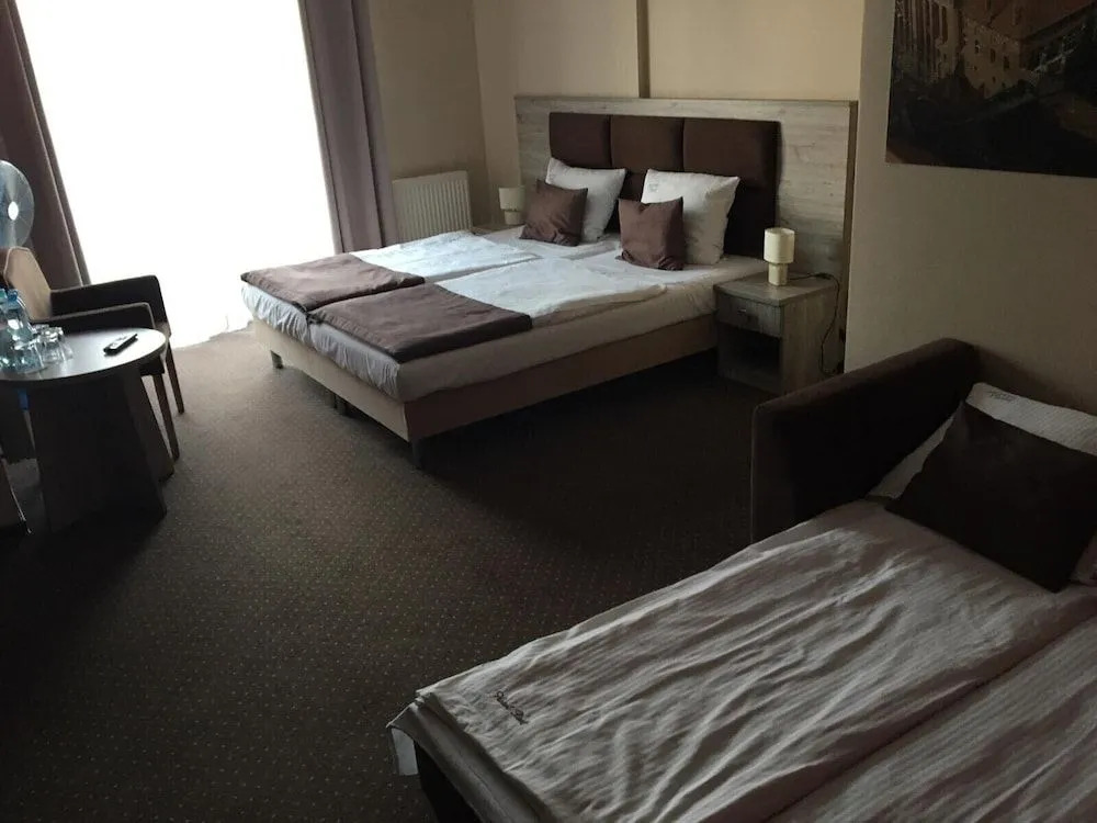 HOTEL PIAST przy Zamku