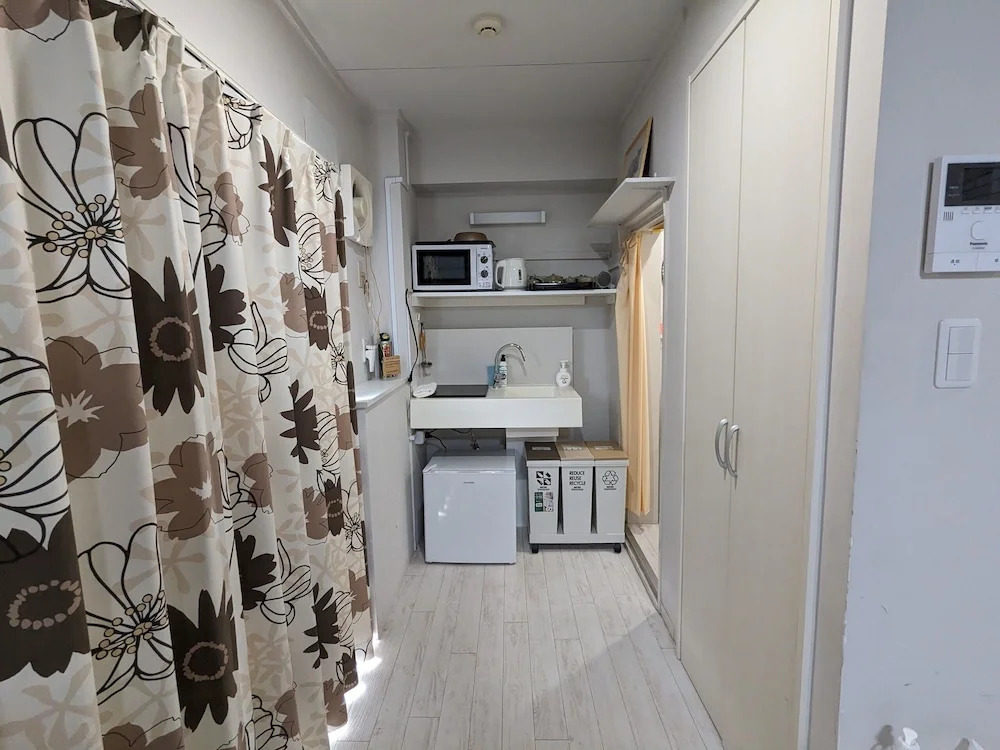 Koganeno-Mori Apartment