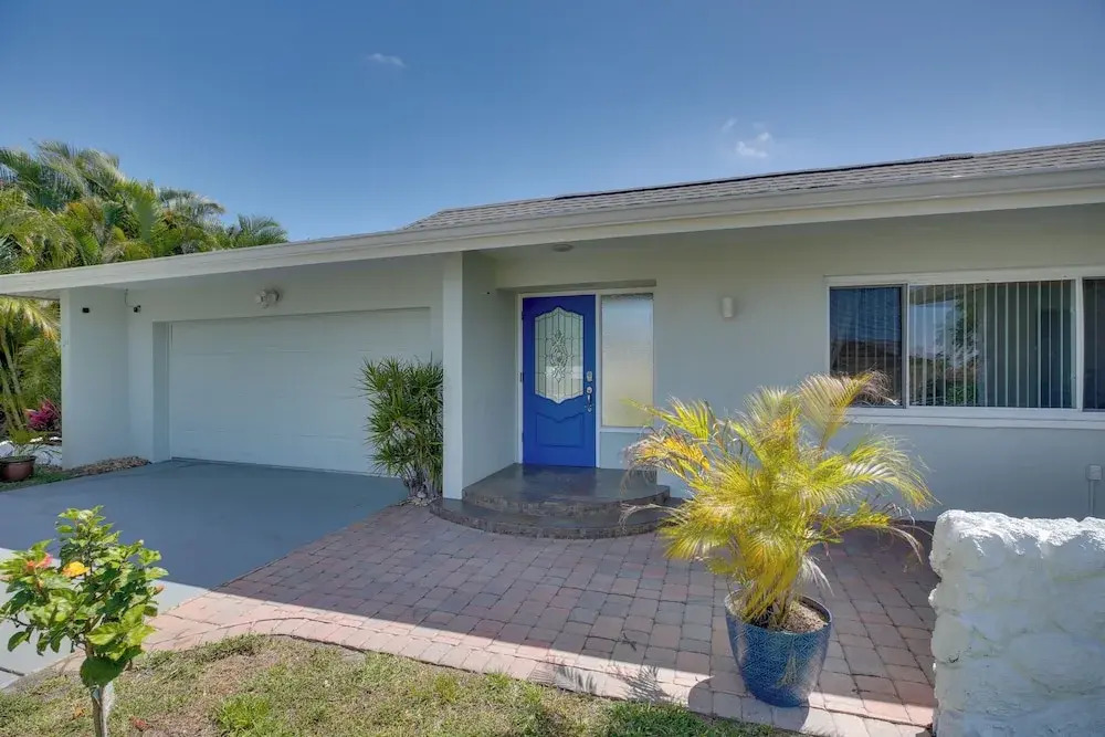 5 Mi to Beach: Canalfront Home in Cape Coral!