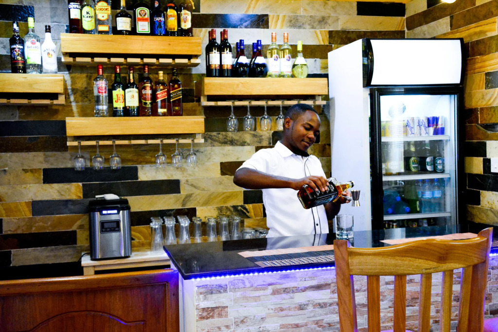 Crest Safari Lodge