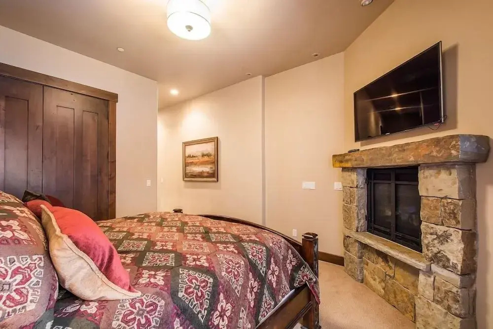 Park City Townhouse w/ Luxurious Amenities!