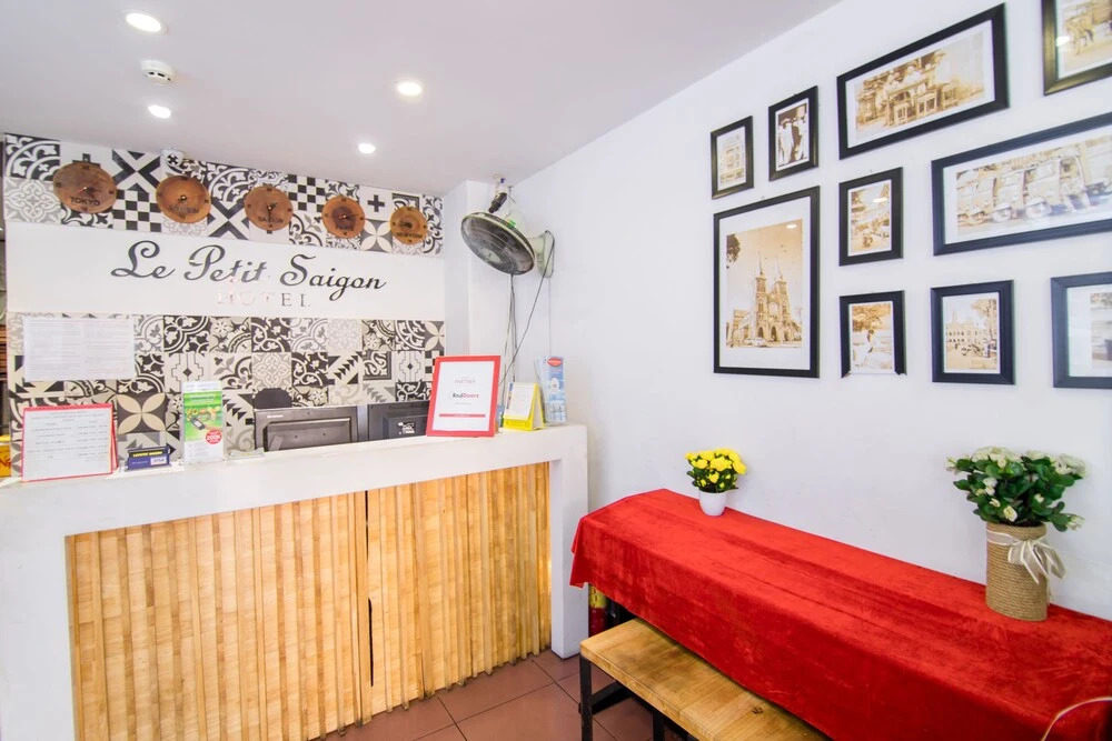 RedDoorz @ Bui Vien Street 2