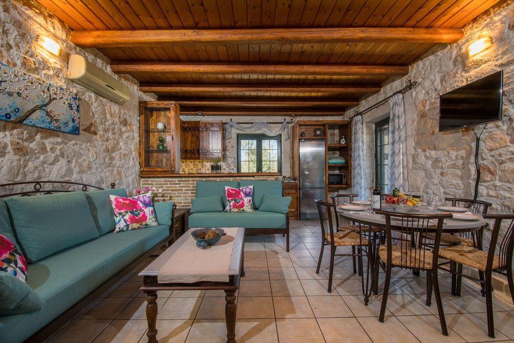 Tierra Olivo Villas