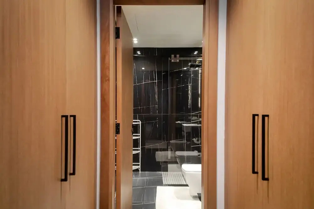 Luxury 1BR at Binghatti Onyx JVC