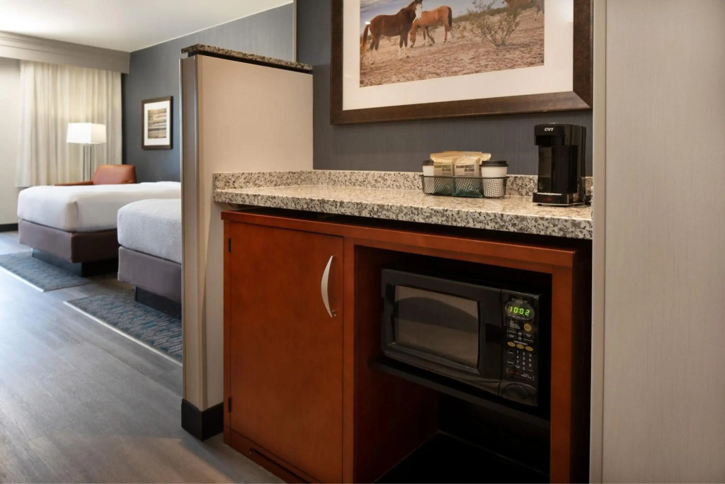 Courtyard Scottsdale Salt River