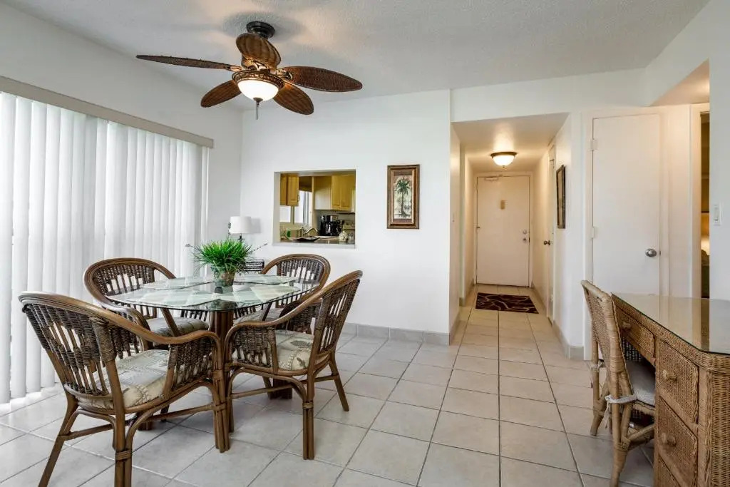Sand Caper 103, Sleeps 4, Gulf Front, 2 Bedrooms, Elevator, Heated Pool