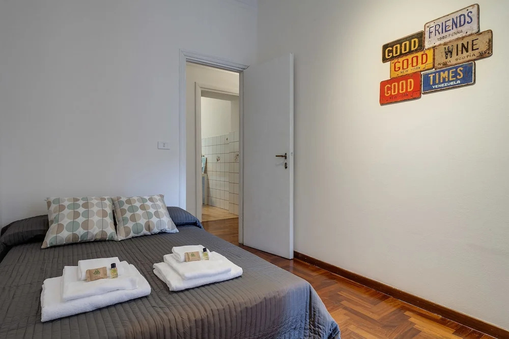 Travel & Stay - Mirabello