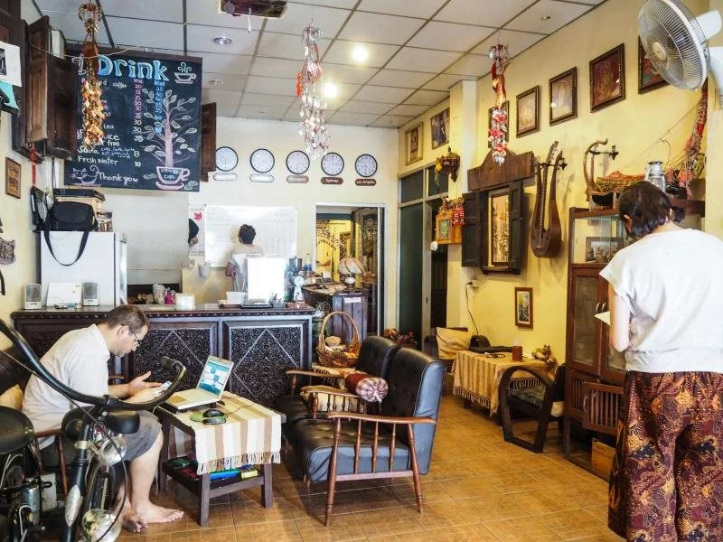 Speakeasy Homestay