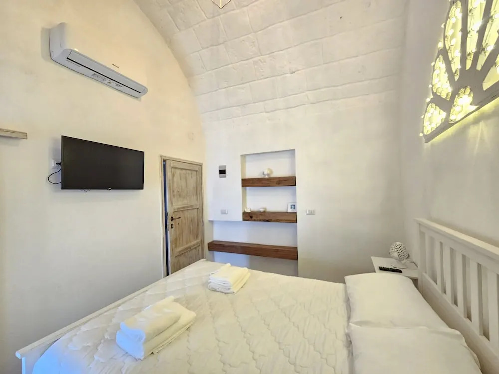 Fanali in Monopoli With 1 Bedrooms and 1 Bathrooms