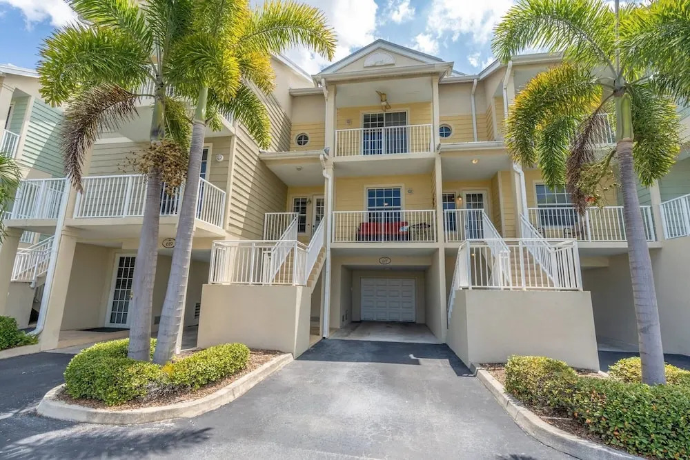 617 Little Harbor
