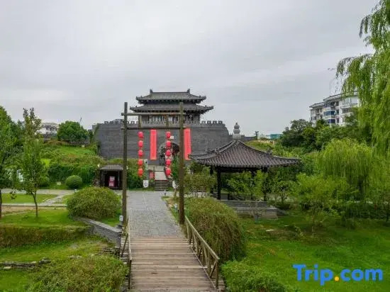 Yangzhou Dongguan Street Skinny West Lake Road Light Residence Hotel