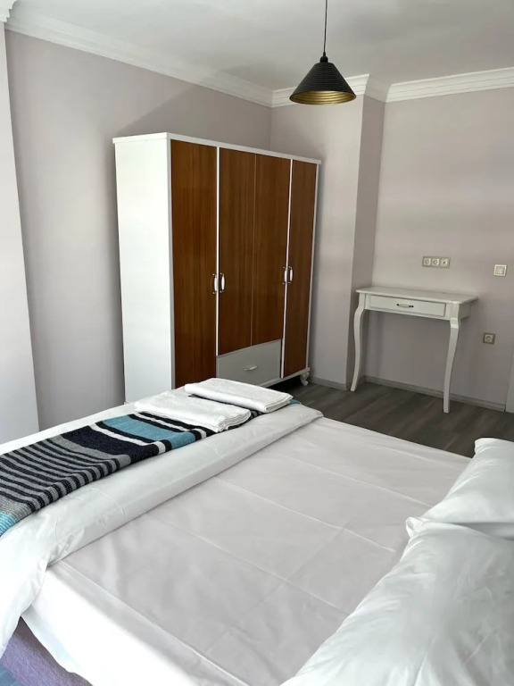 Tsira Suite