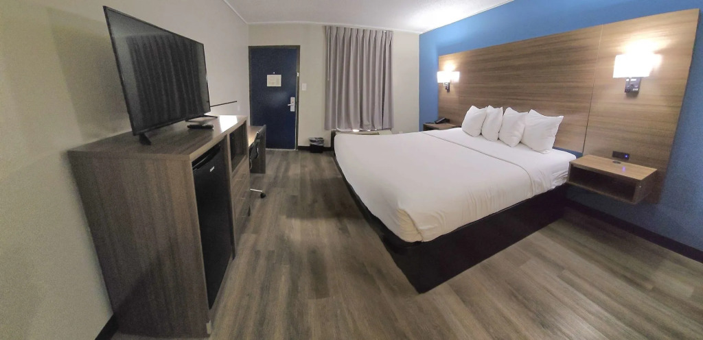 Days Inn by Wyndham Victoria TX East