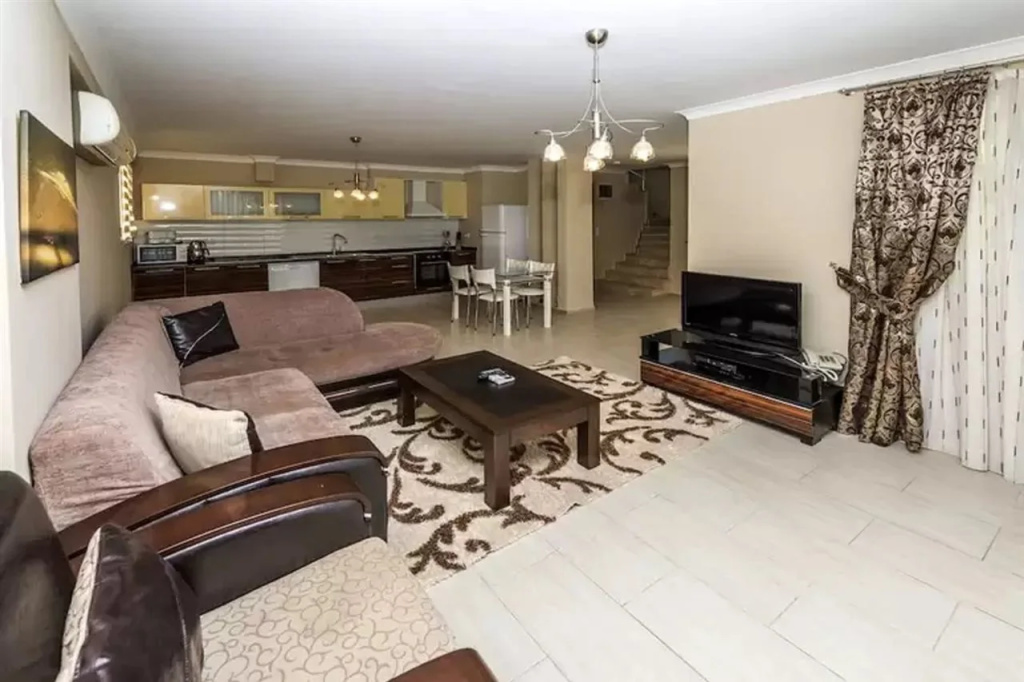 Diana Residence