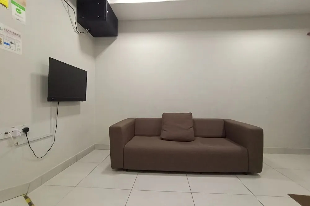 OYO HOME 90261 Hom2rex Kuching Homestay