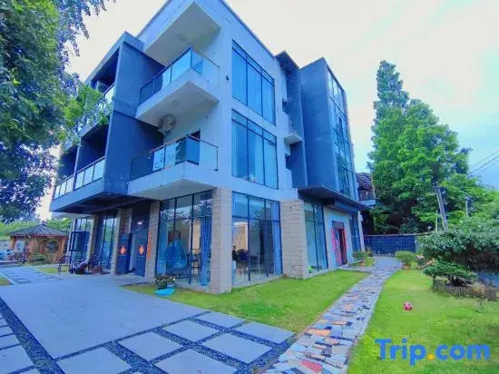 Shiwai Yisuo Homestay