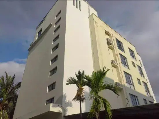 Return Homestay (Sanya Hailv Duty Free City Eternal Love Store)
