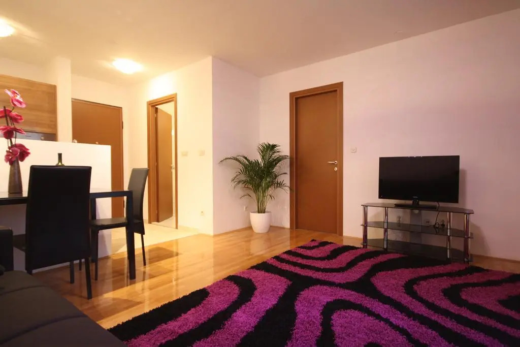 Apartments Maja