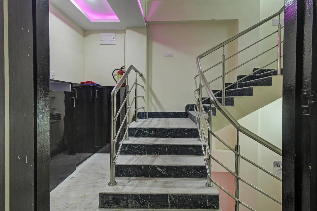 OYO 78277 Home Aamaze Inn