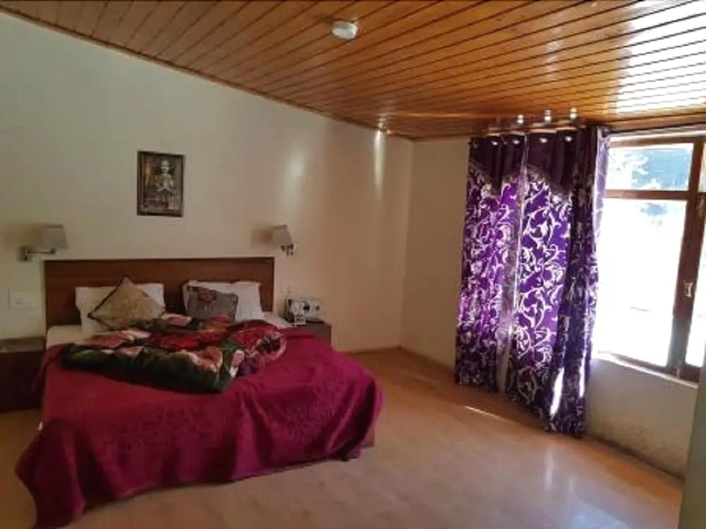 Janghu Hotel And Restaurant