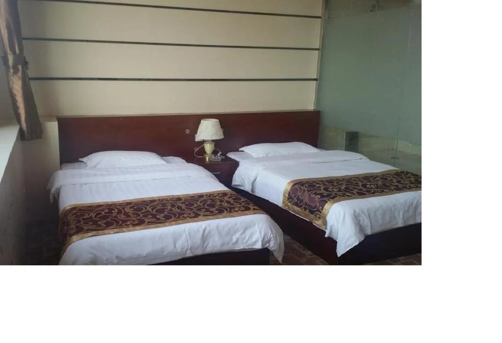 Mancheng Baisheng Business Hotel