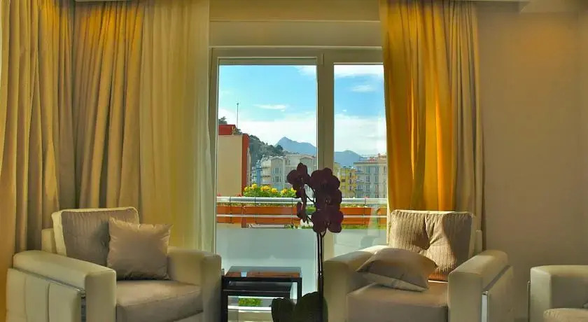 Kayra Apartments