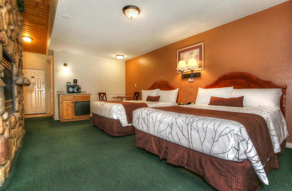 Majestic Mountain Inn