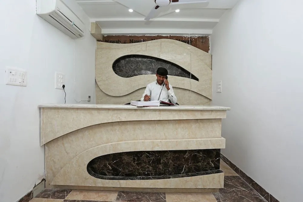 Mukesh Palace By OYO Rooms